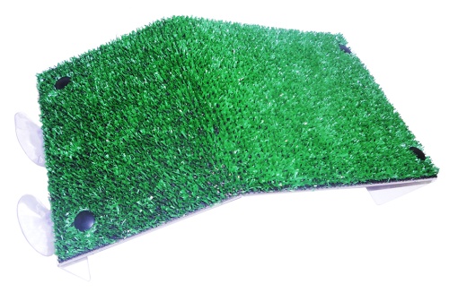 Детальная картинка Плотик-бережок для черепашек пластиковый с искусcтвенной травой, 29х10х11см (ДхШхВ), в коробке